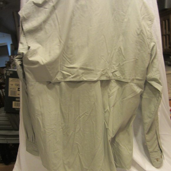 FIELD & STREAM LONG SLEEVE, VENTED BUTTON DOWN OUTDOOR SHIRT, LARGE - Picture 6 of 10